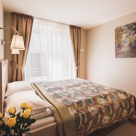 Palangos Vila Apartments พาลังกา ภายนอก รูปภาพ