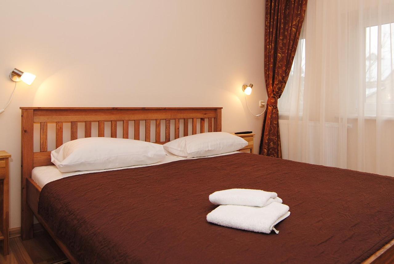 Palangos Vila Apartments พาลังกา ภายนอก รูปภาพ
