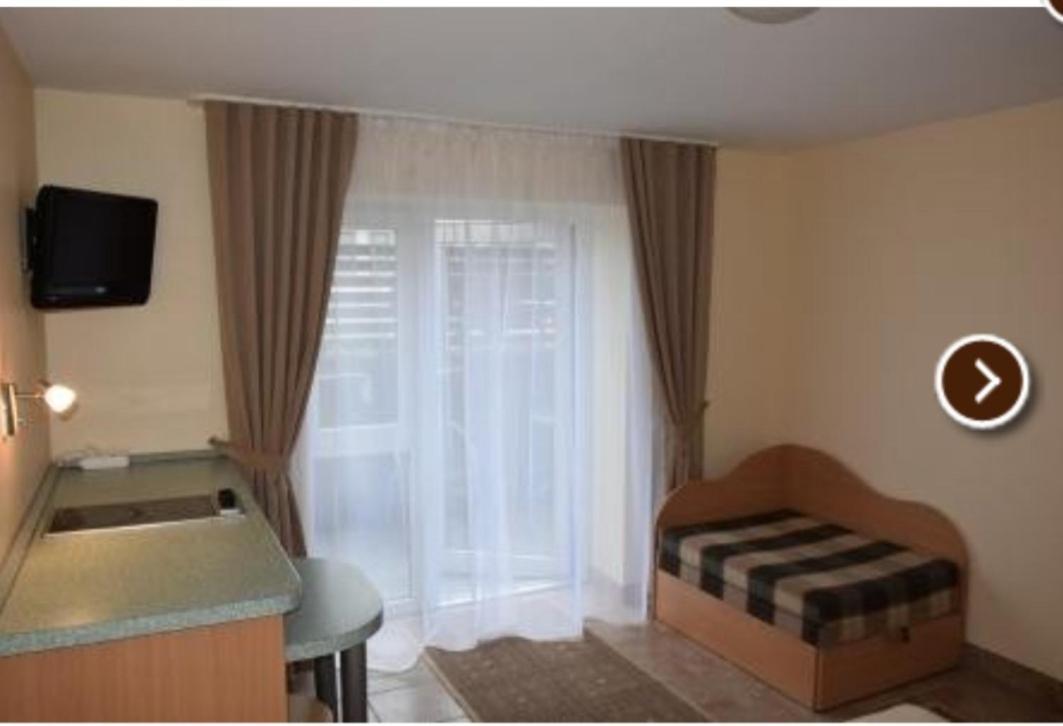 Palangos Vila Apartments พาลังกา ภายนอก รูปภาพ