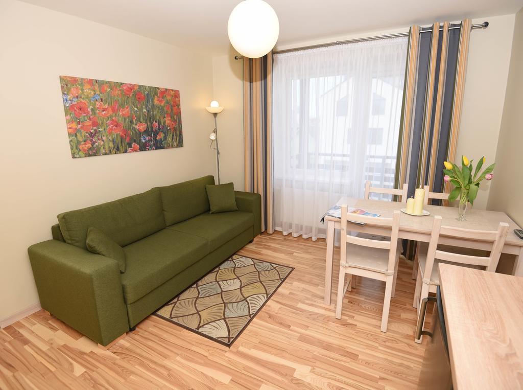 Palangos Vila Apartments พาลังกา ภายนอก รูปภาพ