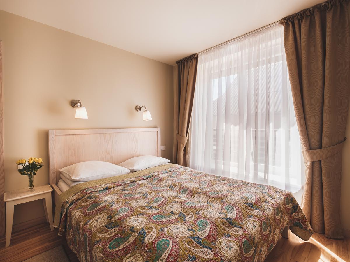 Palangos Vila Apartments พาลังกา ภายนอก รูปภาพ