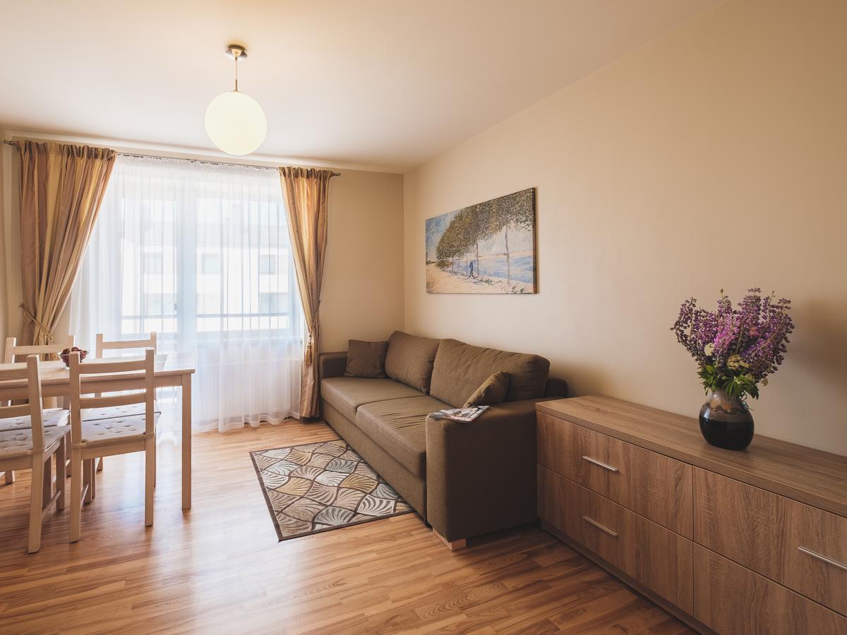 Palangos Vila Apartments พาลังกา ภายนอก รูปภาพ